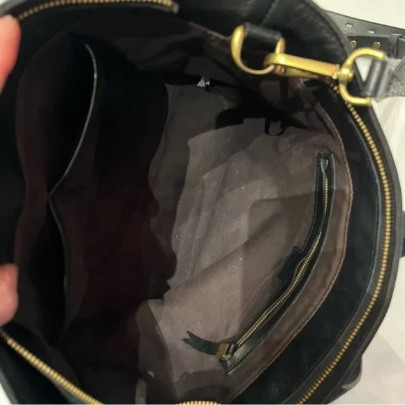 Carry All Tote - Picture 9 of 15